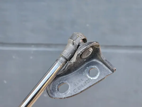 Opel OE 13278258 Amortiguador Derecho Maletero Insignia A image 9
