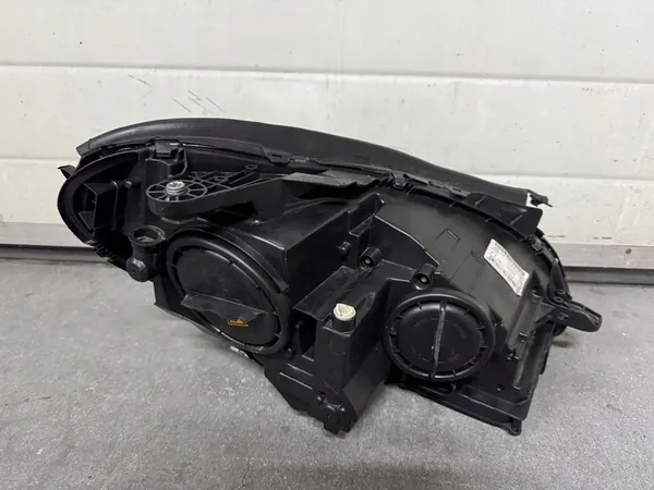 Mercedes-Benz C-Klasse W204 Linker Bi-Xenon Lamp image 4
