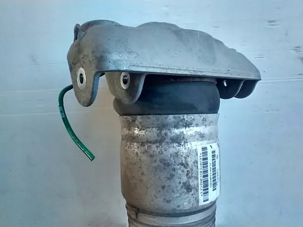OEM 7L8616040A Amortecedor Ar Audi Q7 Dianteiro Direito image 9