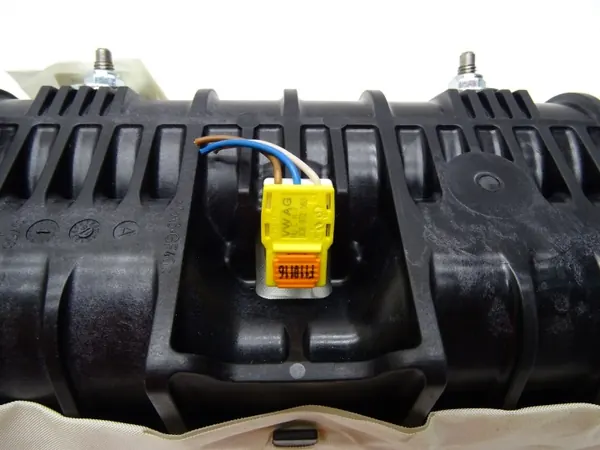 OEM 3G0880204E Passagerarkrockudda för VW Passat B8 image 6