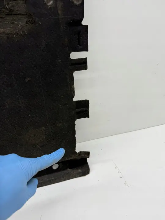 AUDI S6 A6 S7 A7 C7 Protector Inferior Derecho OEM image 3