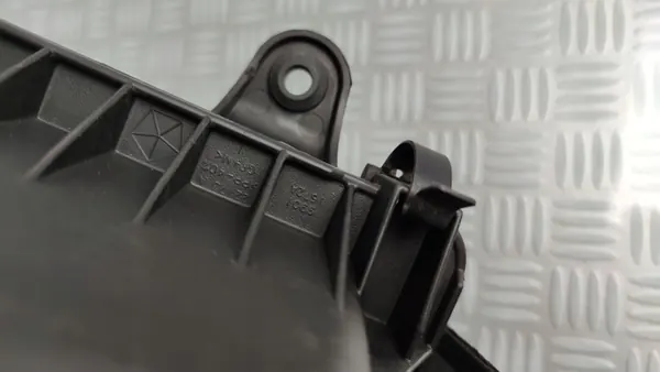 Ilmansuodattimen kotelo JEEP GRAND CHEROKEE WK2 3.0 CRD image 6