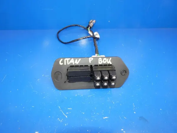 Sensor de contacto puerta lateral derecho OEM 8200428704 image 2