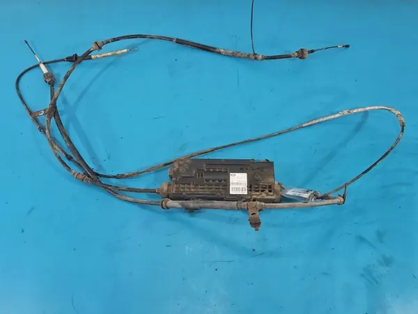 Sähköinen käsijarru OEM SNF500120 Land Rover image 2