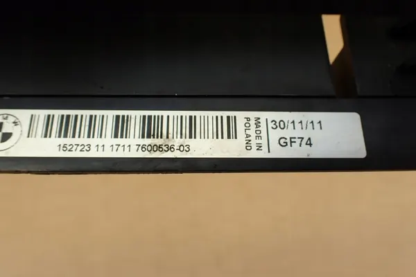 BMW 17117600536 Kylarinfästningsram - Begagnad image 8