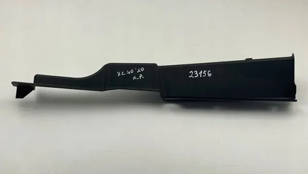 Volvo XC40 Capa cinto dianteiro OEM 32131857 image 2