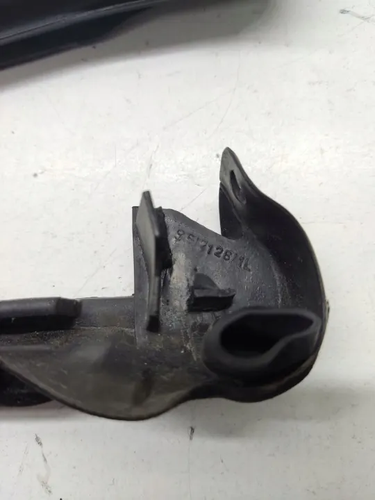 Moldagem de janela BMW M3 2005 OEM S521262R image 10