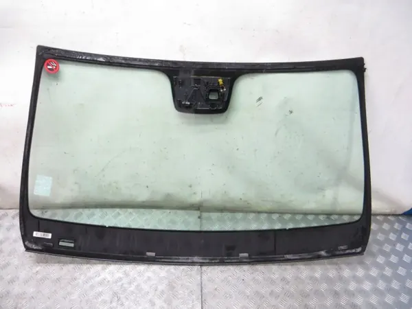 Mercedes W213 Frontscheibe OEM 205/071 image 5