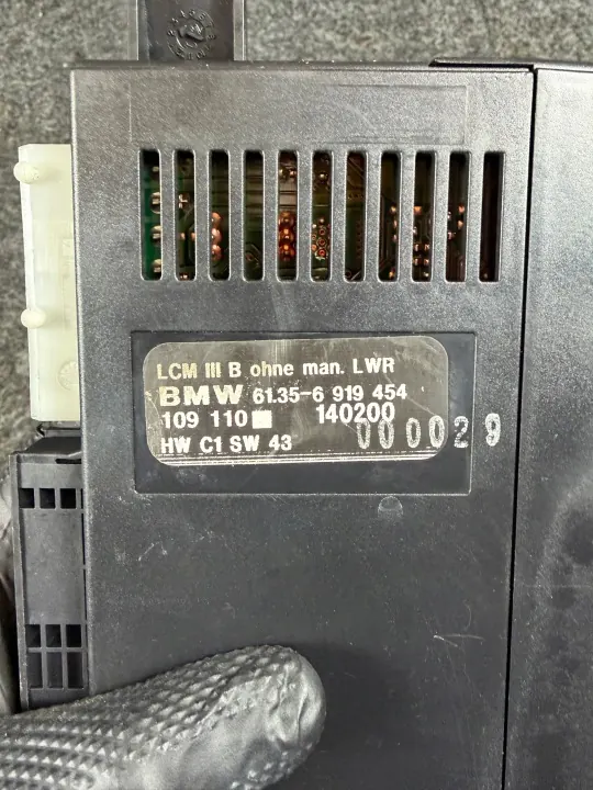 BMW E39 LCM III B Lichtmodule OEM 6919454 image 4