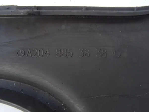 Difusor de parachoques trasero AMG W204 A2048853838 image 5