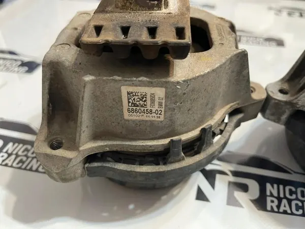 Suporte Motor Direito & Esquerdo OEM 6860458 6860457 BMW image 3
