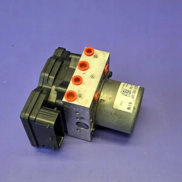 ABS-pomp Opel Mokka 95367359 image 3