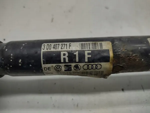 Vänster framdrivningsaxel VW Phaeton 3.0 TDI OEM image 5