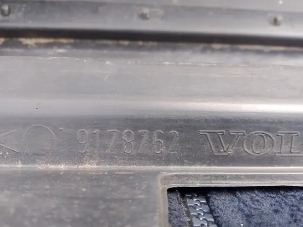 Panneau de seuil droit Volvo S60 OEM 9178762 image 4