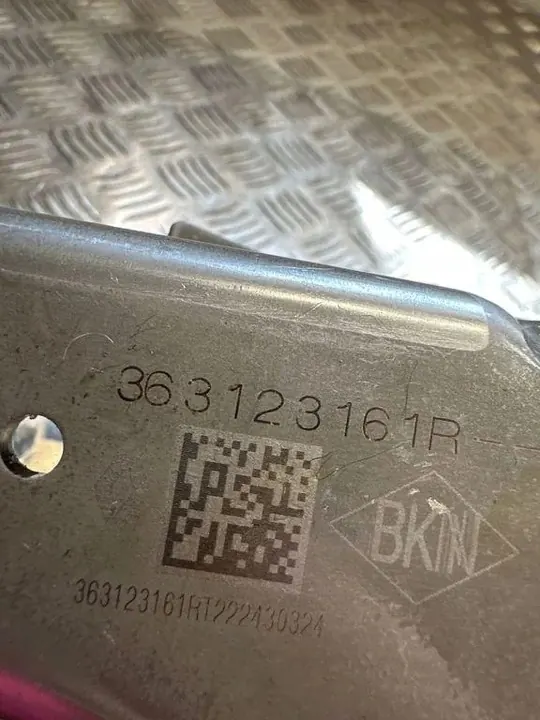 Poignée de frein à main DACIA SANDERO II 2022 363123161R image 1