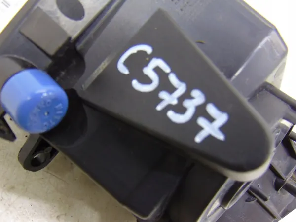 OEM 8T0941699G Faro Antiniebla Halógeno Izquierdo Audi A5 image 6
