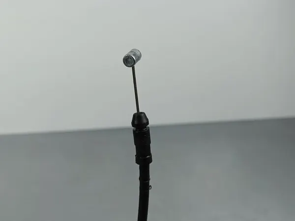 Cabo do capô KIA Niro 2024 OEM FOB43061 image 3