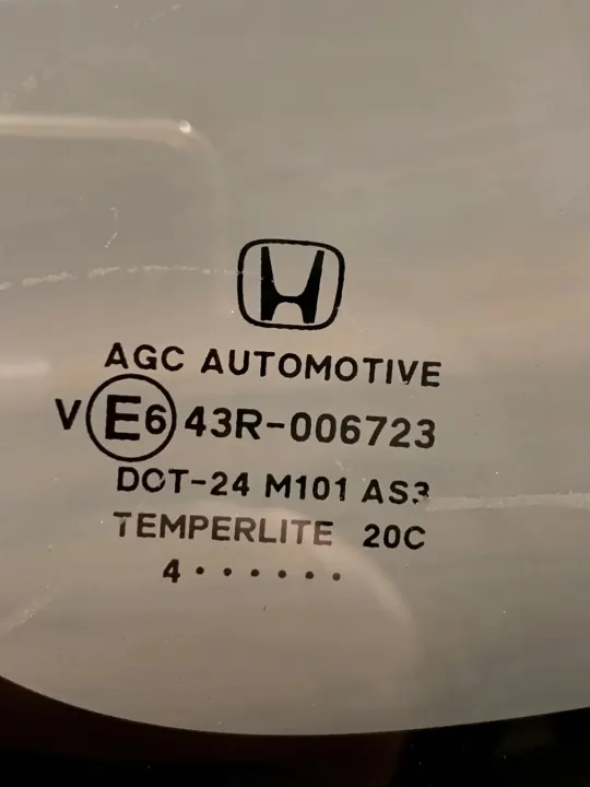 Honda Takaikkuna OEM E6 43R-00048 - Käytetty image 4