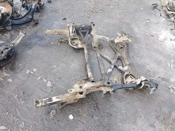 Audi A8 S8 D4 Framhjulsram OEM 4H0399345L image 3