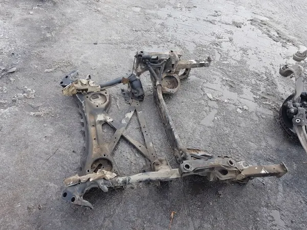 Audi A8 S8 D4 Framhjulsram OEM 4H0399345L image 4