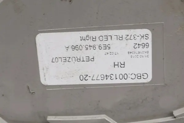 Luz trasera derecha SKODA OCTAVIA III 5E9945096A image 2