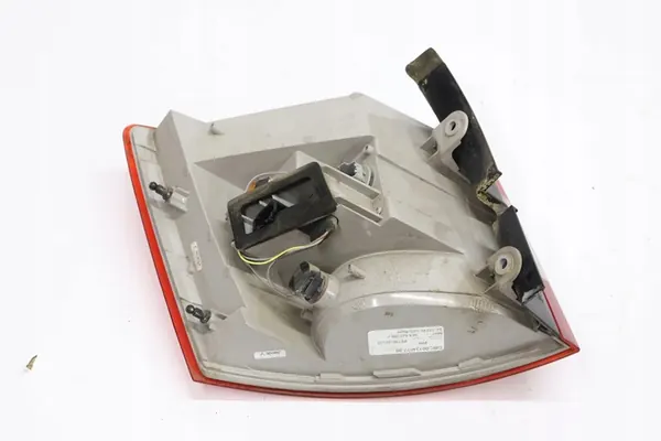 Luz trasera derecha SKODA OCTAVIA III 5E9945096A image 3