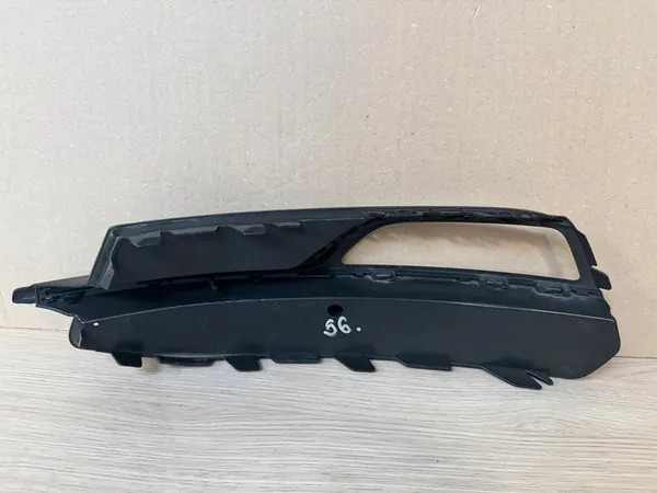 AUDI A3 8V S-LINE Rejilla de Parachoques Derecho 8V3807682G image 3