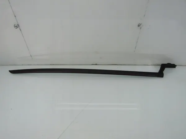 Kia Sportage V 24R Etu Oikea Pyyhin OEM image 2