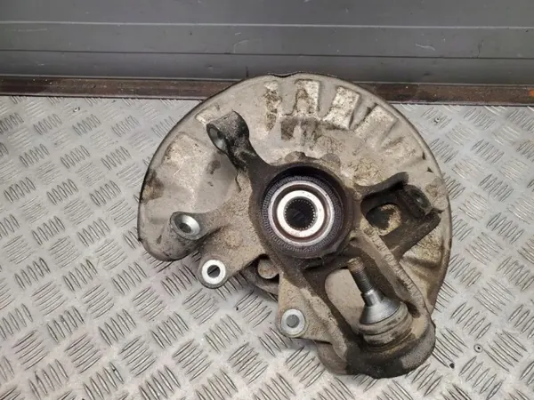 Mercedes-Benz GL X166 takapyörän navan OEM A1663670205 image 8