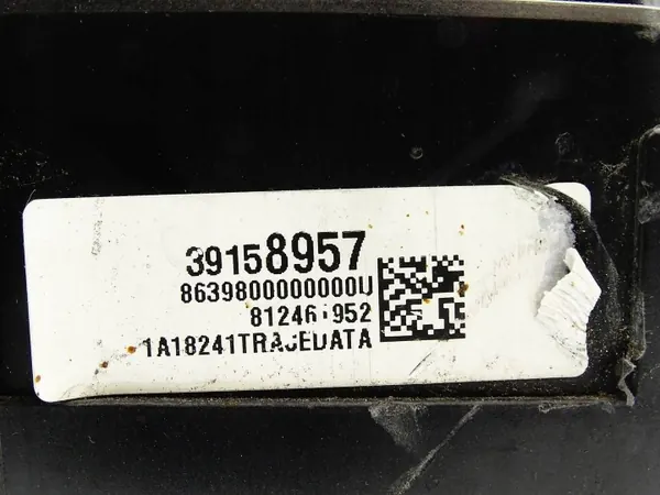 Sulakekotelo OEM 39158957 Opel Astra V:lle image 6