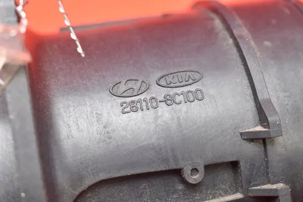 Luftmassenmesser Hyundai Santa Fe II 2.7 V6 28110-3C100 image 8