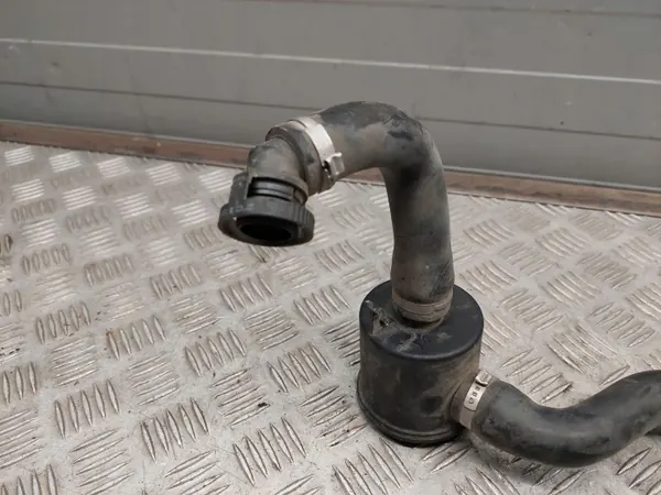Audi sekundärluftpump OEM 079133911D - Begagnad image 3