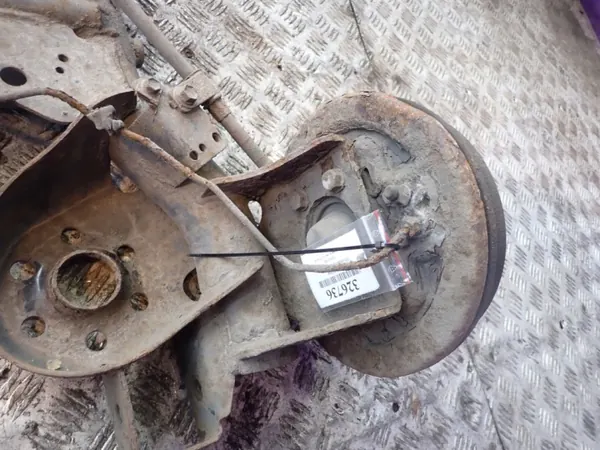OEM Zawada-326736- taka-akselipalkki Hyundai Getzille image 3
