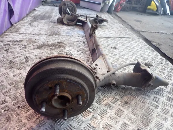 OEM Zawada-326736- taka-akselipalkki Hyundai Getzille image 4