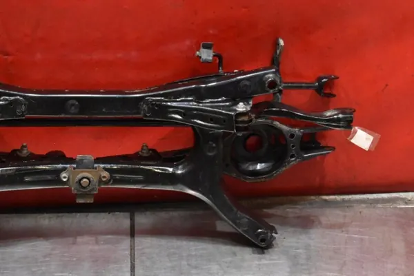Viga traseira OEM mamAUTO-1047324- para Toyota C-HR 2019-2021 image 3