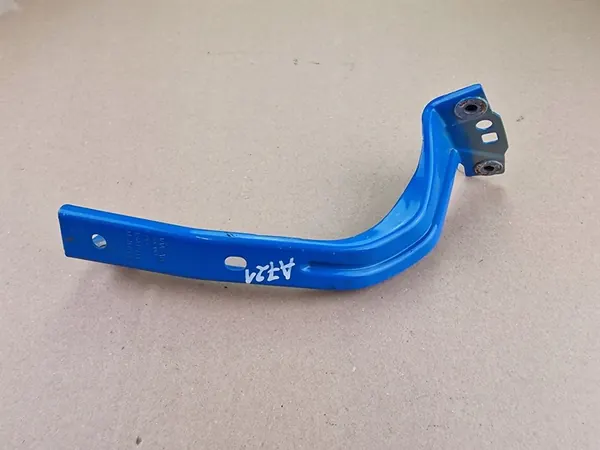 VW UP Vänster Framskärm Fäste 1S0821141 OEM image 3