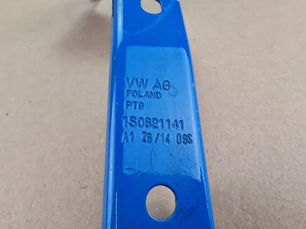 VW UP Vänster Framskärm Fäste 1S0821141 OEM image 5