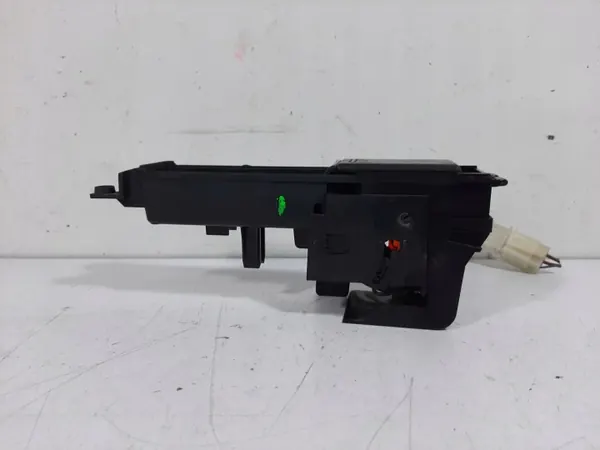 Isqueiro Audi OE OEM 8D0863284C - Usado image 3