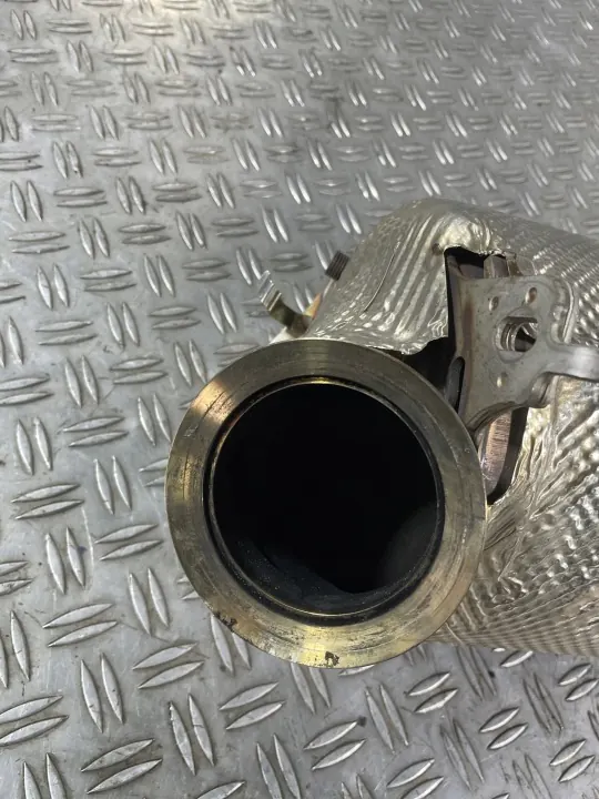 Mercedes VITO 447 Katalysator OEM A4474903701 image 5