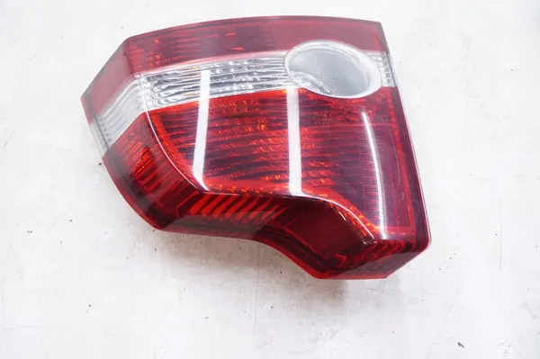 Luz Trasera Derecha Volvo S40 30698347 image 3