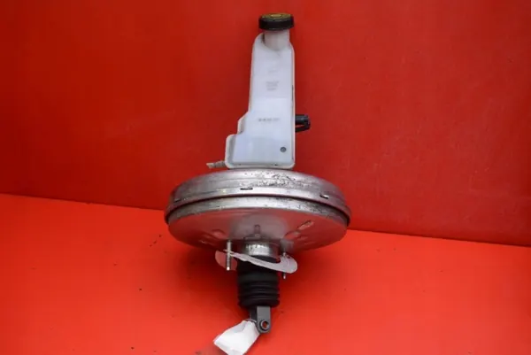 Gebruikte remservo OEM A2464300230 Mercedes image 2