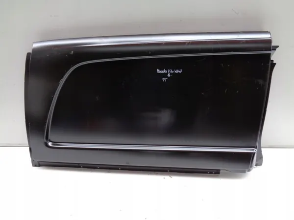 Garde-boue arrière droit d'occasion Mercedes Vito W447 image 2