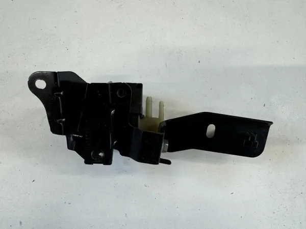 Nissan OE 8200790180 Alipainesolenoidiventtiili image 3