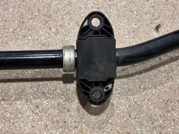 BMW X3 G01 Bakre stabiliseringsstag OEM 6885772 image 3