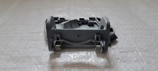 AUDI A4 B8 Wasbakdeksel Links 8K0955275G image 4