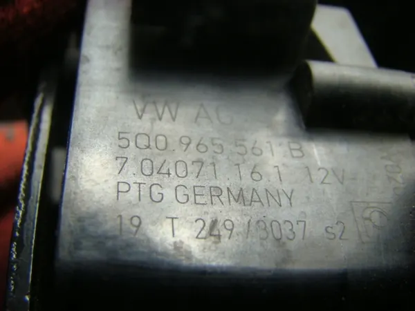 Hulpwaterpomp OEM 5Q0965561B voor Audi VW image 4
