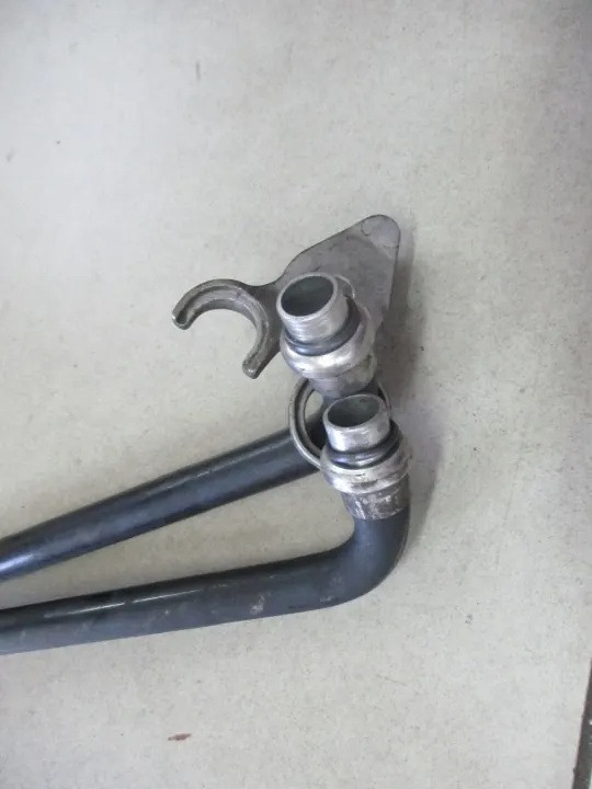 BMW X5 E70/E71 3.0D Öljylinja OEM 7795491/7795490 image 4