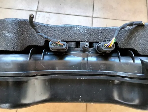 AdBlue-tankpump OEM 32242674 för Volvo V40 image 3