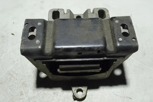 Supporto motore sinistro VW GOLF IV VARIANT 1J0199555AP image 3