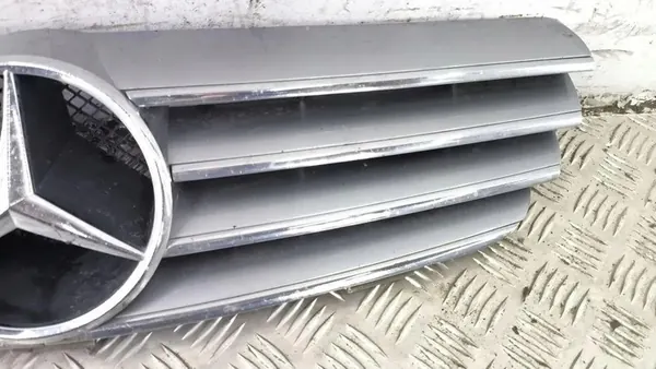 Grille MERCEDES-BENZ CLK (C209) 2005 image 3